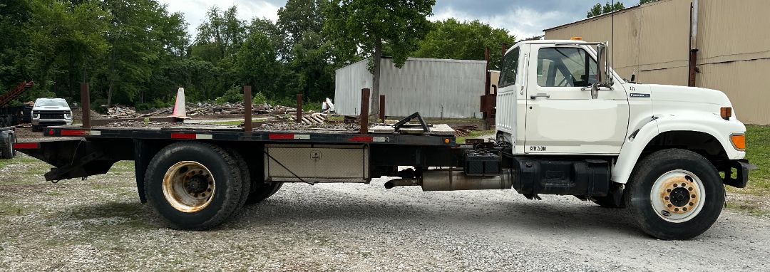 1995 FORD F800 - Image 6